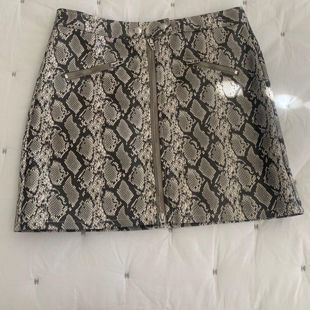 Python Print Mini Skirt